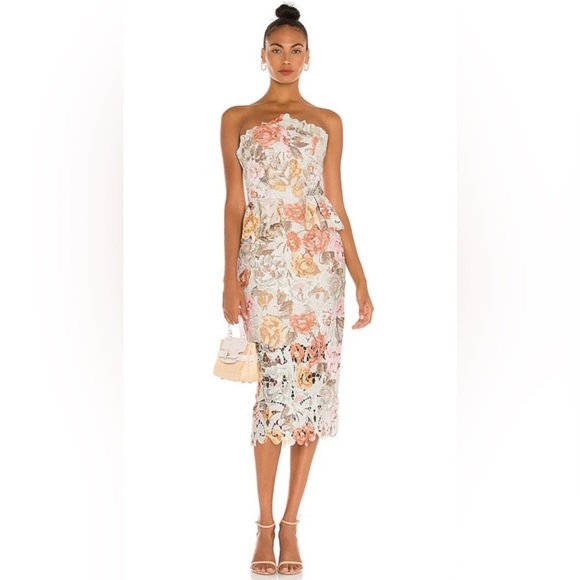 LIKE NEW Elliatt Adelynn Floral Lace Midi Dress Sz Medium - Picture 3 of 15